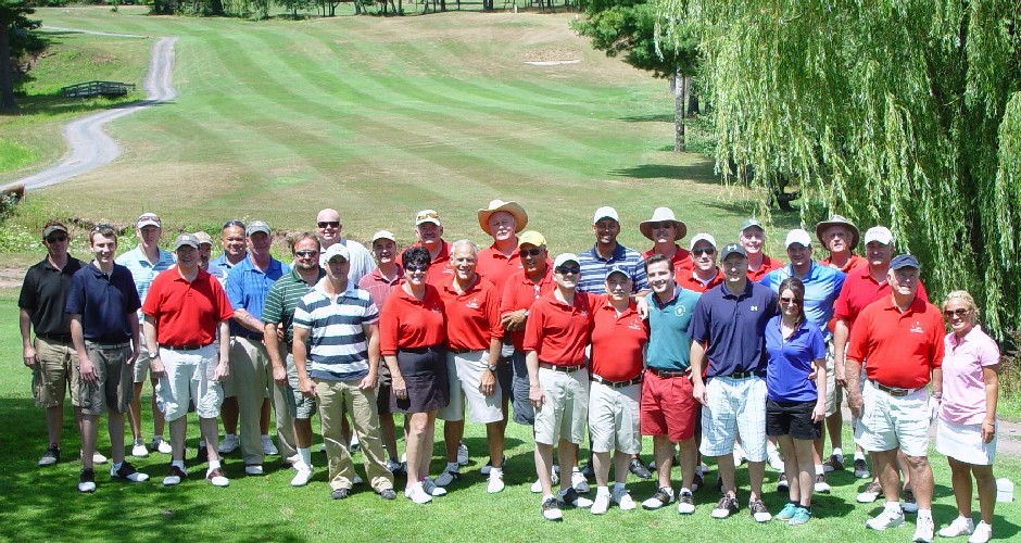 Friends & Family Golfers in the Poppa Lou Golf Classic
